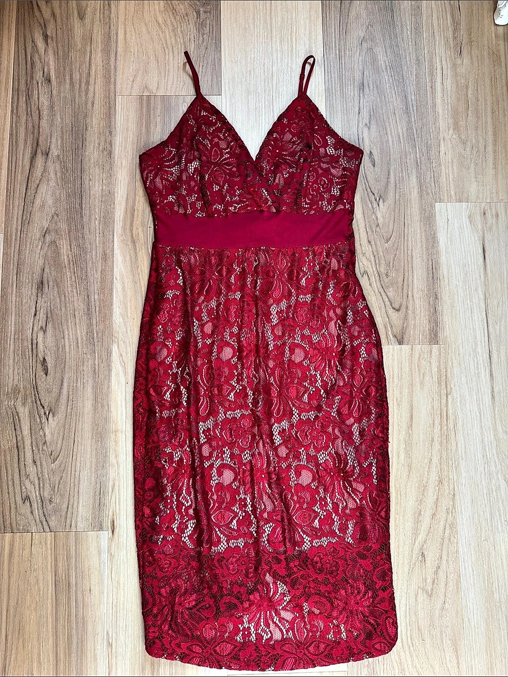 Red Floral Lace Midi Dress